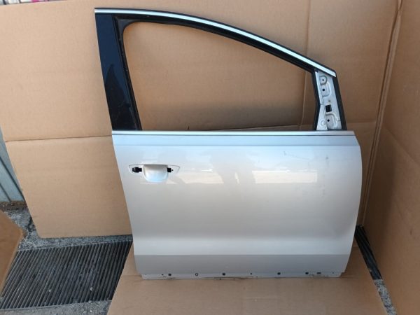 Usa dreapta fata VW Caddy life din 2003 2004 2005 2006 2007 2008 2009 - Dezmembrari Auto