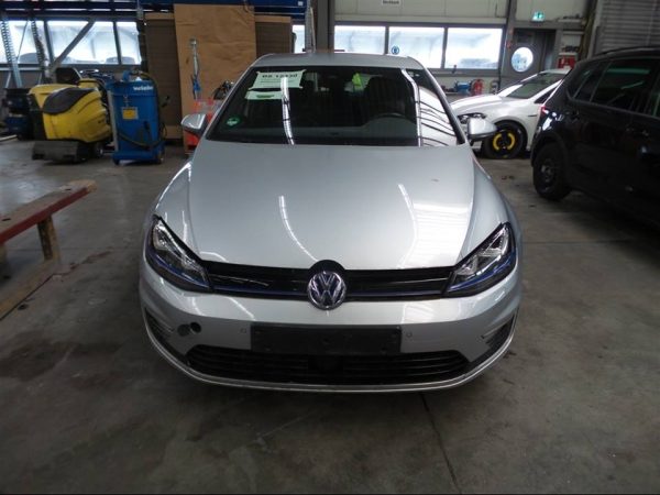 Usa dreapta fata VW Golf 7 2015 hatchback 1,4 tsi CUK GTE - Dezmembrari Auto