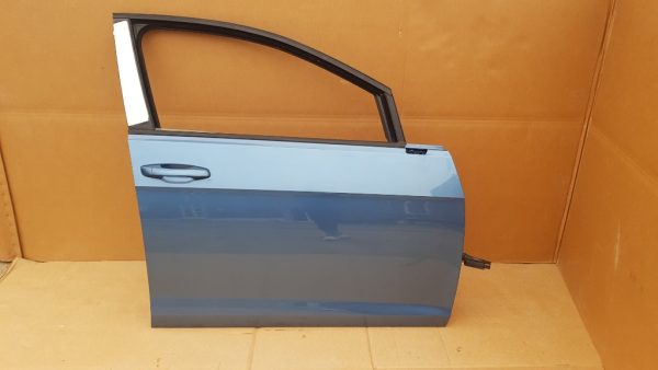 Usa dreapta fata VW Golf 7 culare Pacific blue - LA5J - Dezmembrari Auto
