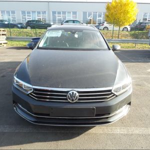 Usa stanga fata VW Passat B8 2017 variant 2.0 tdi DFH - Dezmembrari Auto