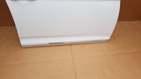 Usa dreapta fata VW Passat B8 culoare alb LC9A - Dezmembrari Auto - imagine 4