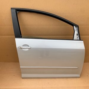 Usa goala dreapta fata VW Golf 5 plus - Dezmembrari Auto