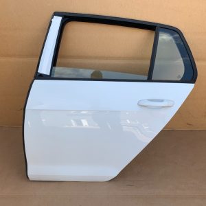 Usa goala stanga spate VW Golf 7 hatchback 2019 alb LC9A - Dezmembrari Auto