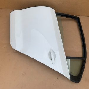 Usa goala stanga spate VW Jetta 2017 alb LC9A - Dezmembrari Auto