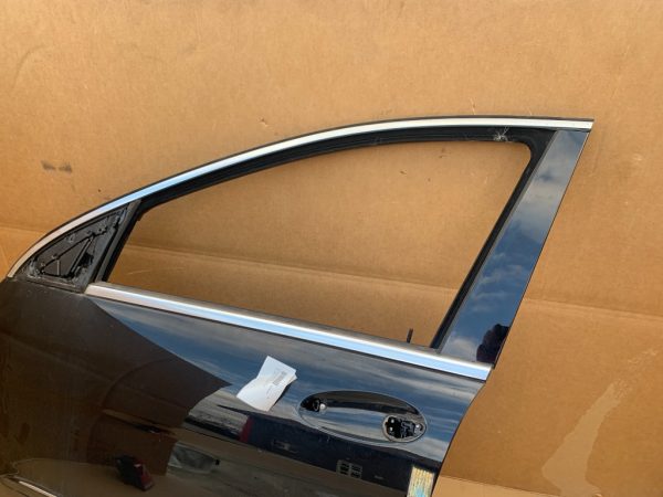 Usa stanga fata Mercedes R-Class R400 W251 facelift 2015 - Dezmembrari Auto - imagine 3