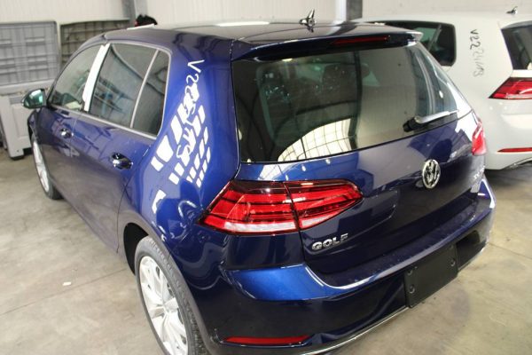 Usa stanga fata VW Golf 7 2019 culoare albastru atlantic LC5B - Dezmembrari Auto - imagine 2