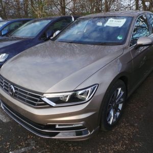 Usa stanga fata Volkswagen Passat B8 - Dezmembrari Auto