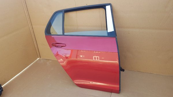 Usa stanga spate VW Golf 7 hatchback culoare rosu LA3X - Dezmembrari Auto