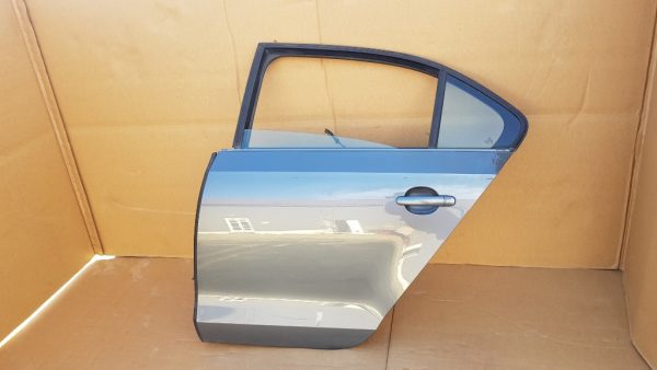 Usa stanga spate VW Jetta 2016 culoare gri LD7X - Dezmembrari Auto