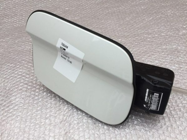 Usita / capac rezervor VW Tiguan 2017 5NA 809 857 A 5NA809857A - Dezmembrari Auto