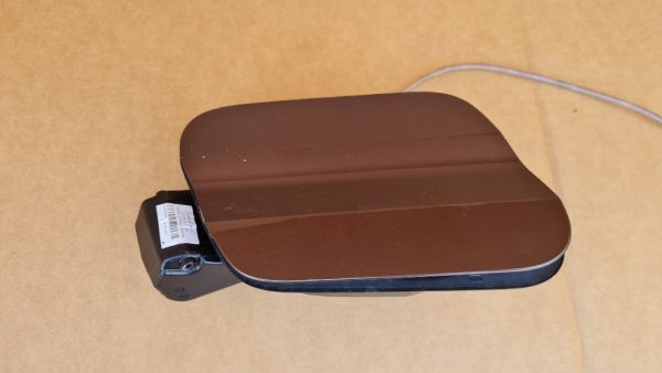 Usita rezervor VW Touran 2017 5TA809857 5TA 809 857 - Dezmembrari Auto