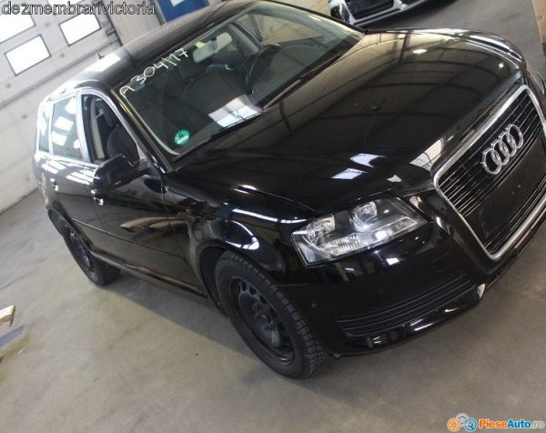 Audi A3 8P facelift 2011 2.0 tdi CFG 170 cp - senzori parcare fata si spate - Dezmembrari Auto