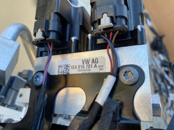 Valva ac VW ID3 ID.3 1EA816701A 1EA 816 701 A - Dezmembrari Auto