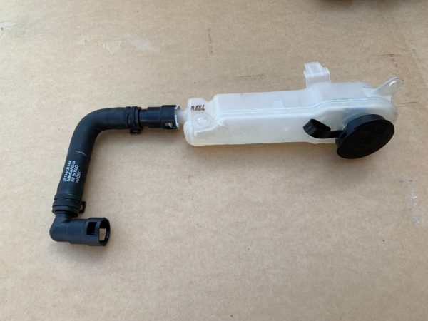 Vas antigel Ford Mondeo Mk5 2018 DS78-8C045-AE DS78-8C351-BB - Dezmembrari Auto