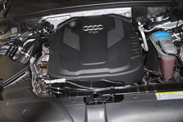 Clapeta acceleratie Audi A4 B8 2015 limuzina 2.0 tdi CSU - Dezmembrari Auto