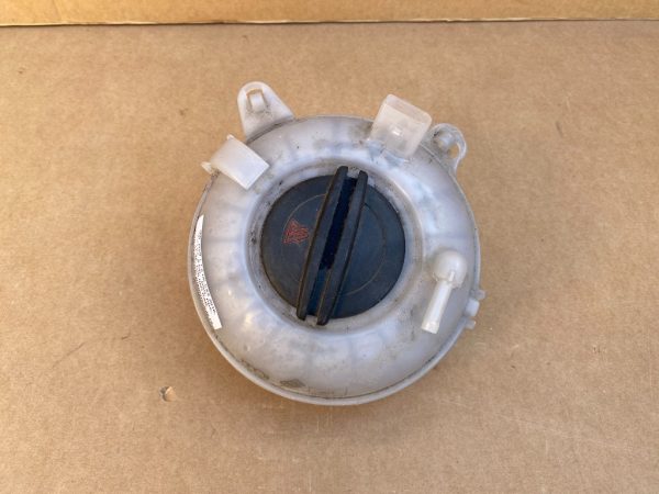 Vas expansiune VW Golf 7 2016 5Q0121407G 5Q0 121 407 G la 0 km - Dezmembrari Auto