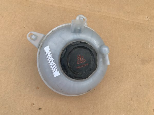 Vas expansiune VW Golf 7 2019 2.0 tdi 5Q0121407T 5Q0 121 407 T la 0 km - Dezmembrari Auto