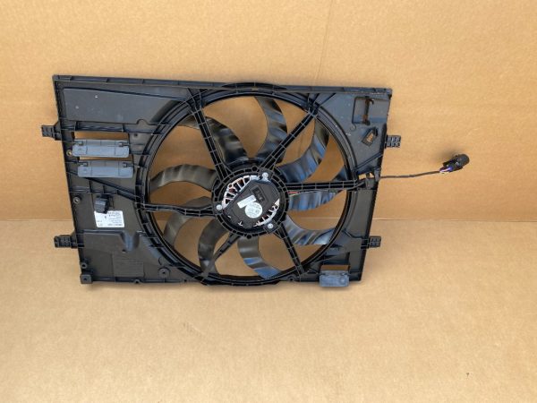 Ventilator cu suport Ford Tourneo Connect 2023 2.0 tdi 5WA121203H la 0 km - Dezmembrari Auto