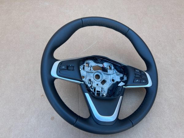 Volan din piele BMW X1 F48 din 2017 la 0 km - Dezmembrari Auto