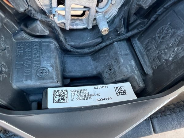 Volan din piele BMW X1 F48 din 2017 la 0 km - Dezmembrari Auto - imagine 2
