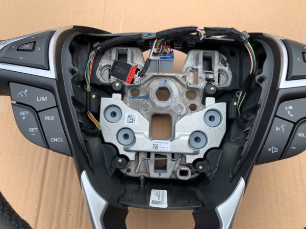 Volan din piele cu comenzi Ford Mondeo 5 2018 DS73-3600-RR3ZHE - Dezmembrari Auto - imagine 8