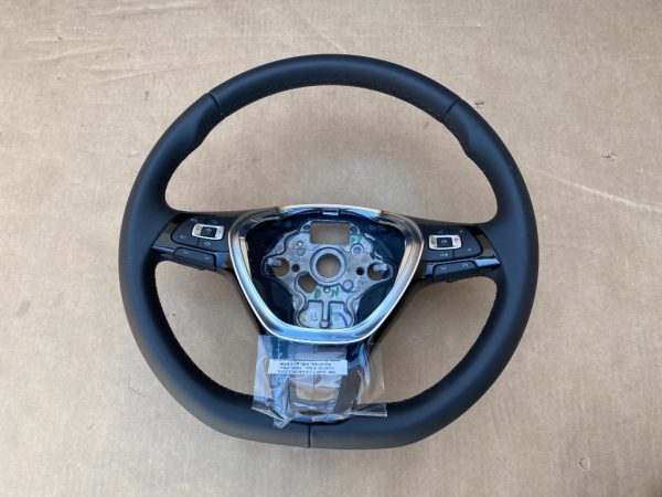 Volan din piele cu comenzi si padele VW Golf 7 2019 5G0419091BH 5G0 419 091 BH la 0 km - Dezmembrari Auto