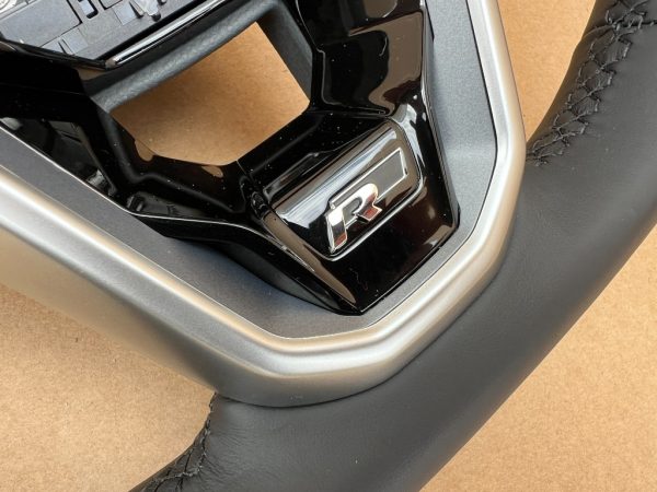 Volan piele comenzi incalzire R line VW Passat B8.5 din 2023 la 0 km 3g0419089eh 3g0 419 089 eh - Dezmembrari Auto - imagine 2