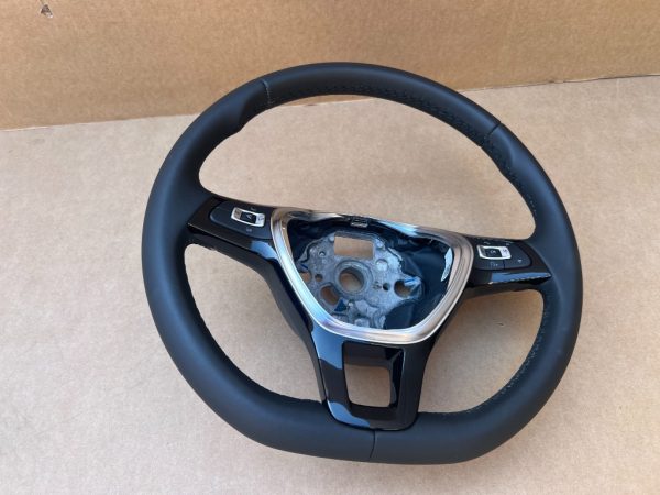 Volan piele cu comenzi la 0 km VW Golf 7 din 2016 5G0419091DF 5G0 419 091 DF - Dezmembrari Auto