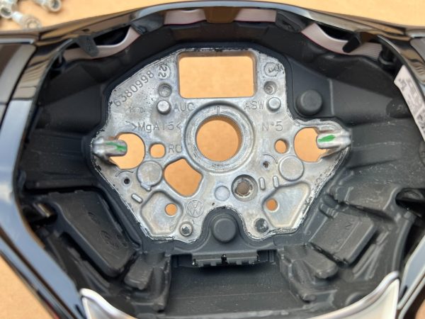 Volan piele cu comenzi si padele VW Caddy 2024 Ford Tourneo Connect 2KF419089 2KF 419 089 la 0 km - Dezmembrari Auto - imagine 6
