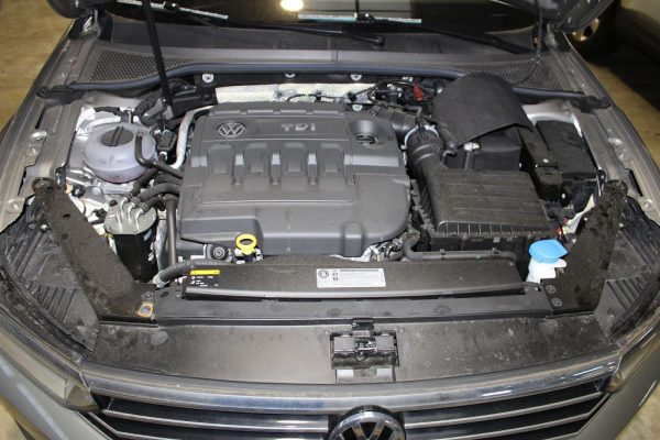 Volanta si kit ambreiaj VW Passat B8 2.0 tdi CRLB CRGA la 0 km - Dezmembrari Auto