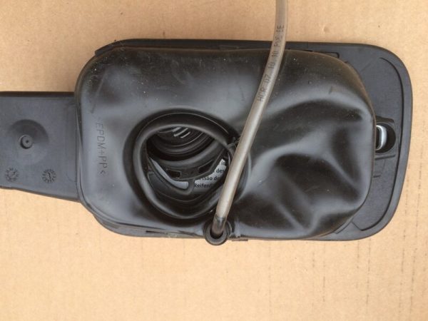 Capac rezervor VW Sharan 7N cod 7N0809857A 7N0 809 857 A LA7W - Dezmembrari Auto - imagine 2